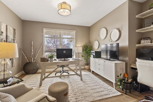 739 Stepping Stone WAY, Pewaukee, WI 53072