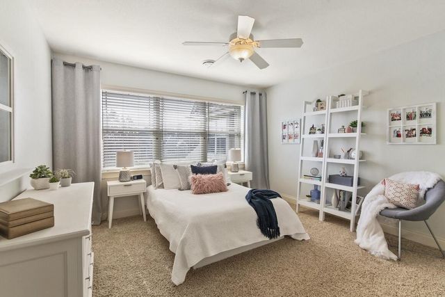 739 Stepping Stone WAY, Pewaukee, WI 53072