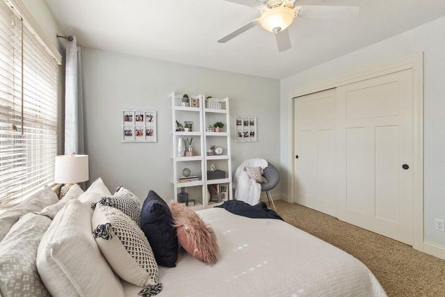 739 Stepping Stone WAY, Pewaukee, WI 53072