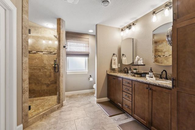 739 Stepping Stone WAY, Pewaukee, WI 53072