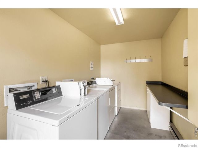 2003 Terry Street 105, Longmont, CO 80501