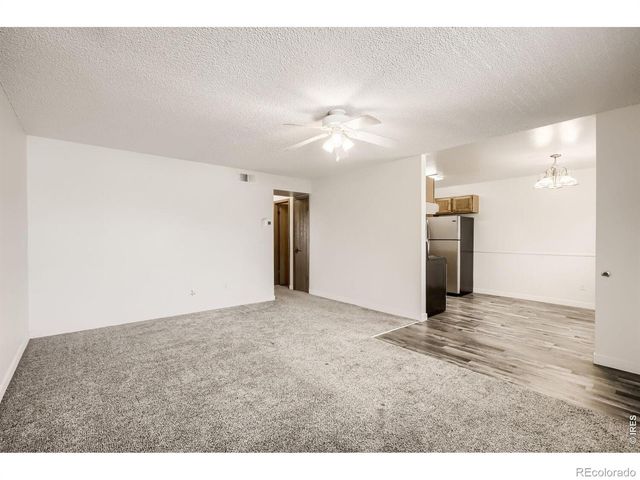 2003 Terry Street 105, Longmont, CO 80501
