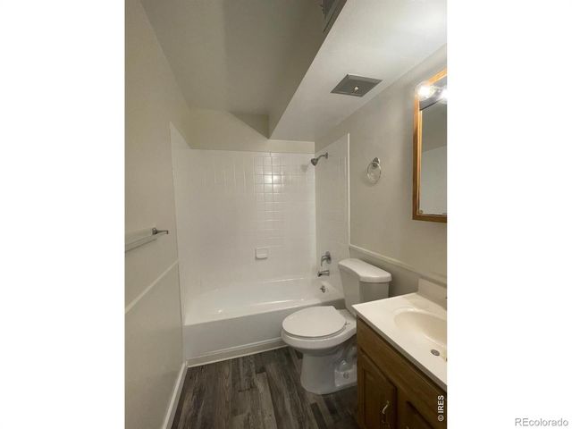 2003 Terry Street 105, Longmont, CO 80501