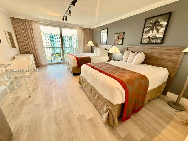 19201 Collins Avenue 933, Sunny Isles Beach, FL 33160