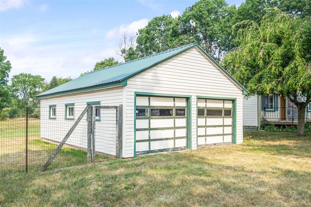 436 S Bronson Avenue, Big Rapids, MI 49307