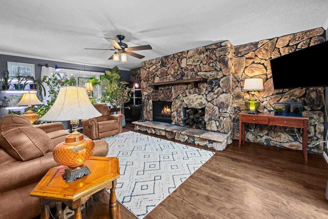 126 Sherwood Drive, Geneseo, IL 61254