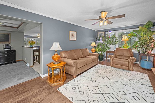 126 Sherwood Drive, Geneseo, IL 61254