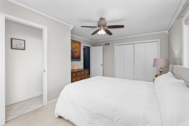 126 Sherwood Drive, Geneseo, IL 61254