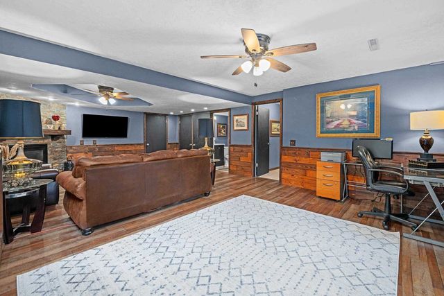 126 Sherwood Drive, Geneseo, IL 61254