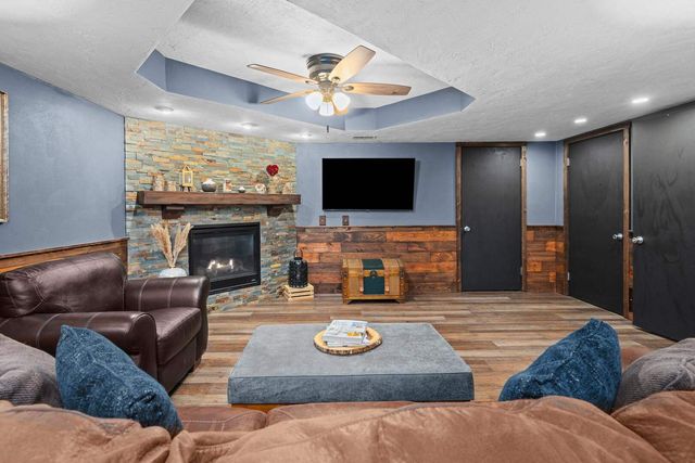 126 Sherwood Drive, Geneseo, IL 61254