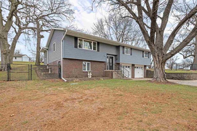 126 Sherwood Drive, Geneseo, IL 61254