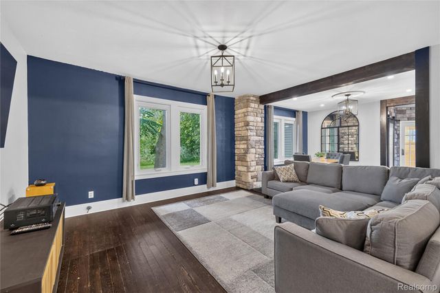 4860 Bluebush Road, Monroe, MI 48162
