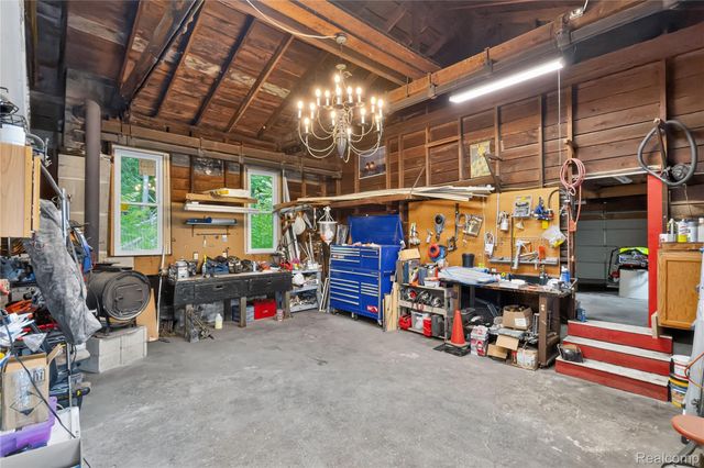 4860 Bluebush Road, Monroe, MI 48162