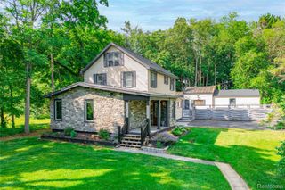 4860 Bluebush Road, Monroe, MI 48162