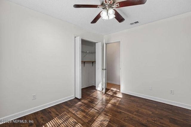 3472 CHARMONT Drive, Jacksonville, FL 32277