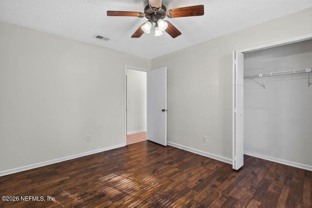 3472 CHARMONT Drive, Jacksonville, FL 32277