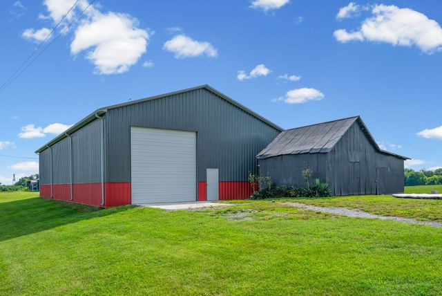 3350 Kirkwood Rd, Clarksville, TN 37043