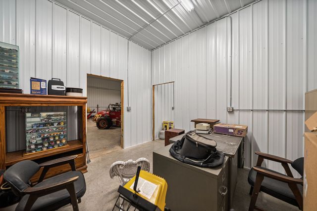 3350 Kirkwood Rd, Clarksville, TN 37043