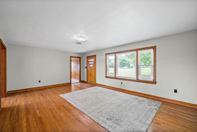 3350 Kirkwood Rd, Clarksville, TN 37043