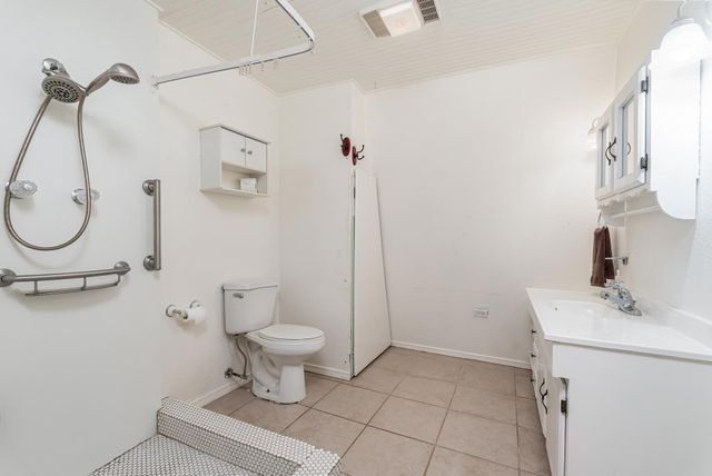 950 Maxwell Street, Buffalo Gap, TX 79508