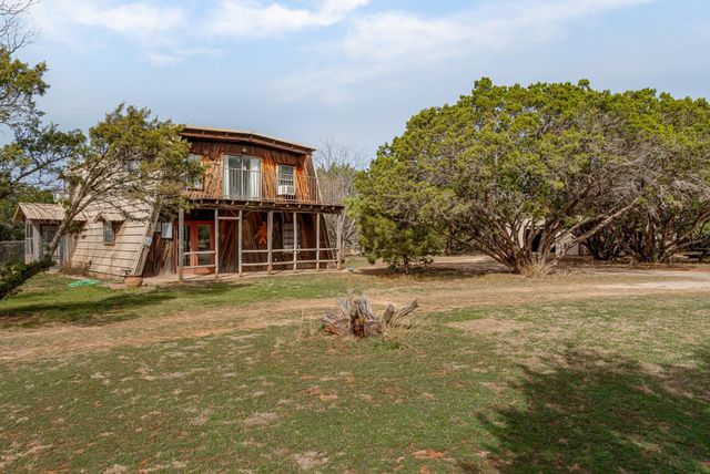 950 Maxwell Street, Buffalo Gap, TX 79508