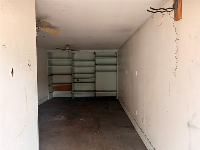 245 Golfview Drive, Normangee, TX 77871