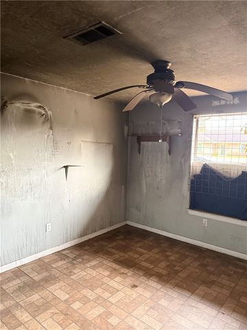 245 Golfview Drive, Normangee, TX 77871