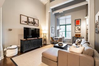 270 E Highland AVENUE #234, Milwaukee, WI 53202