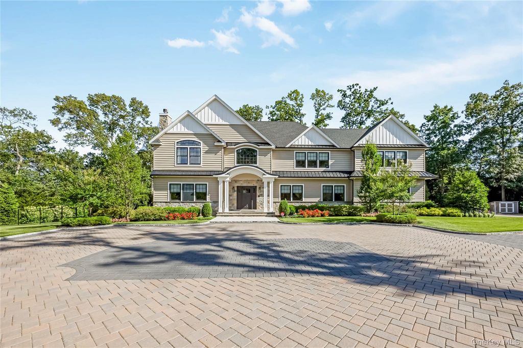11 Landview Drive, Dix Hills, NY 11746