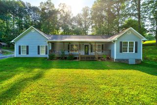 30 Red Bird Lane, Ellijay, GA 30540