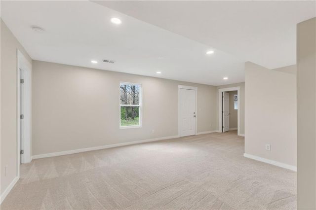 405 N Harrison Street, Spring Hill, KS 66083