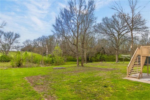 405 N Harrison Street, Spring Hill, KS 66083