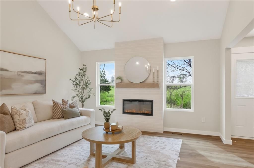 405 N Harrison Street, Spring Hill, KS 66083