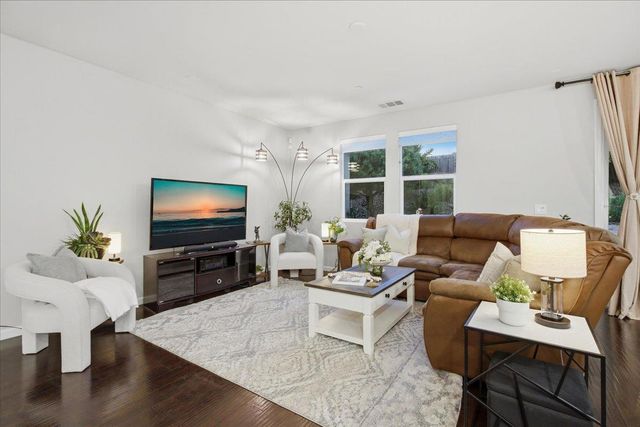 3273 Haskell Way, El Dorado Hills, CA 95762