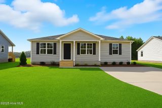 183 Page Street, Teachey, NC 28464