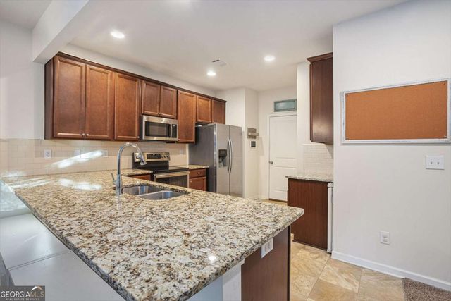 1579 Charcoal Ives Road, Lawrenceville, GA 30045