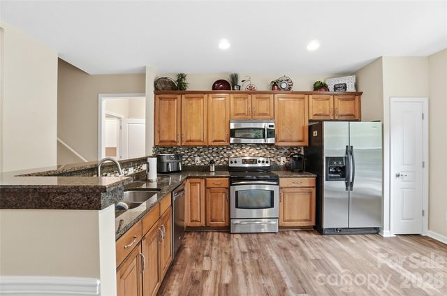 3402 Darlington Road, Matthews, NC 28105