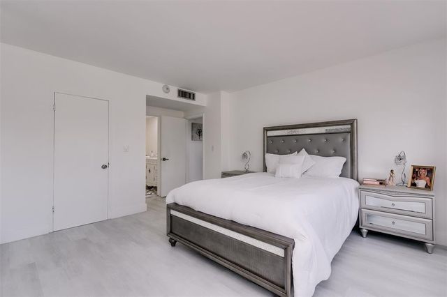 3333 NE 34th Street 304, Fort Lauderdale, FL 33308