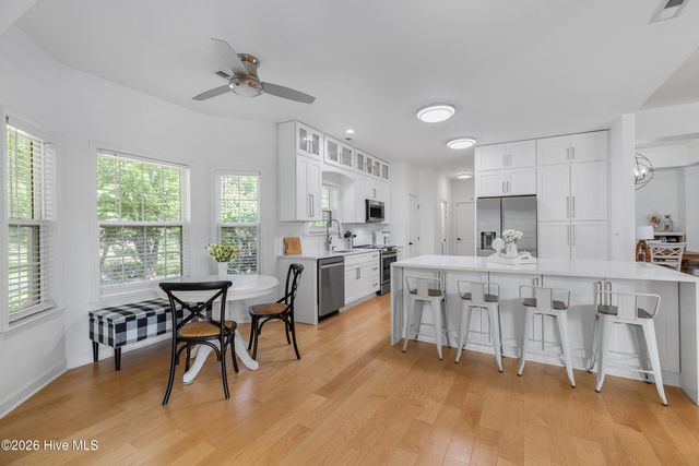 800 Fox Ridge Lane, Wilmington, NC 28405