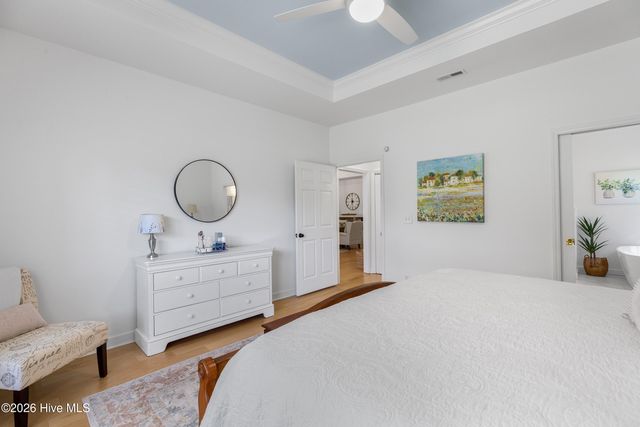 800 Fox Ridge Lane, Wilmington, NC 28405