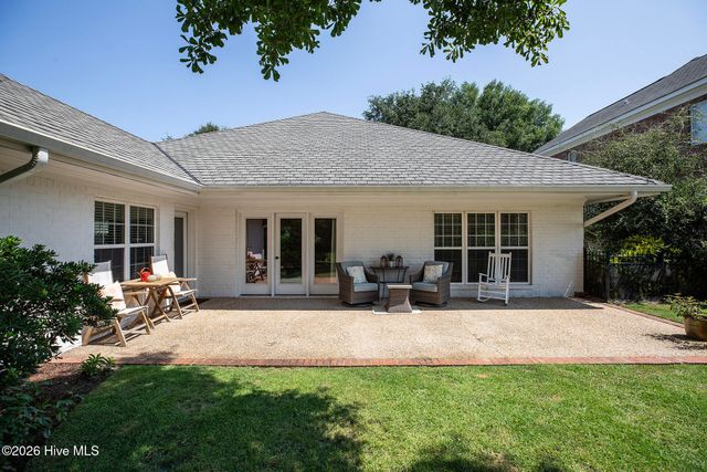 800 Fox Ridge Lane, Wilmington, NC 28405