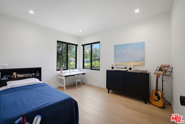 11357 Aqua Vista Street, Studio City (los Angeles), CA 91602