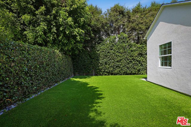 11357 Aqua Vista Street, Studio City (los Angeles), CA 91602