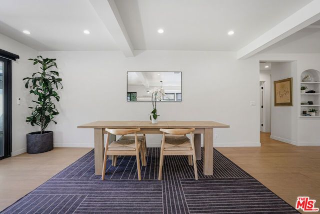 11357 Aqua Vista Street, Studio City (los Angeles), CA 91602