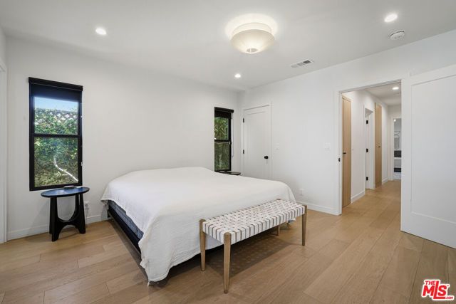 11357 Aqua Vista Street, Studio City (los Angeles), CA 91602