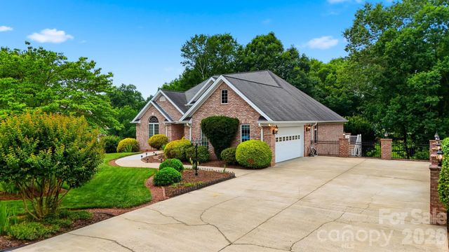 18 Mallard Court, Granite Falls, NC 28630
