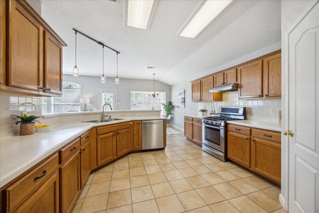 8909 Copano DR, Austin, TX 78749