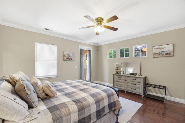1560 Freswick Dr, Folsom, CA 95630