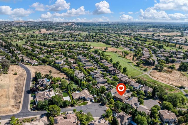 1560 Freswick Dr, Folsom, CA 95630