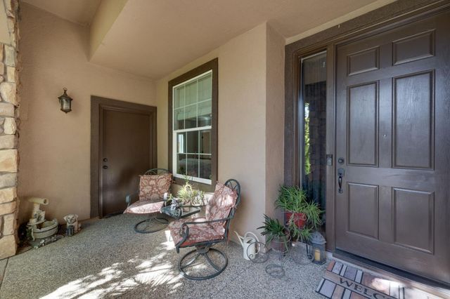 1560 Freswick Dr, Folsom, CA 95630